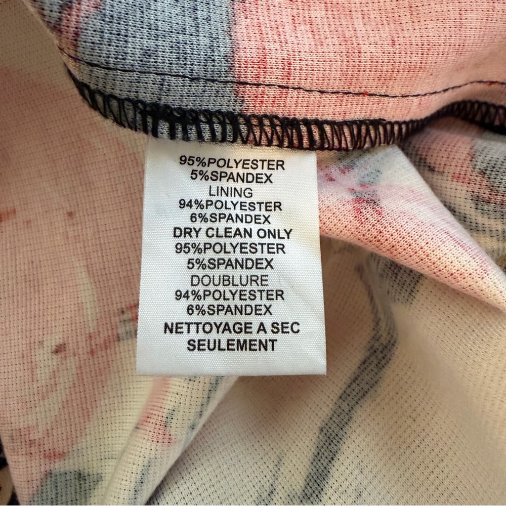 Trina Turk 'Sena' Black Pink Floral Bell Sleeve V-Neck Ponte Dress 8 - Picture 9 of 10